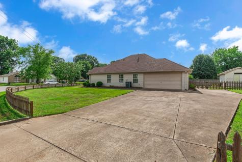 2240 Joann Drive Spring Hill TN 37174