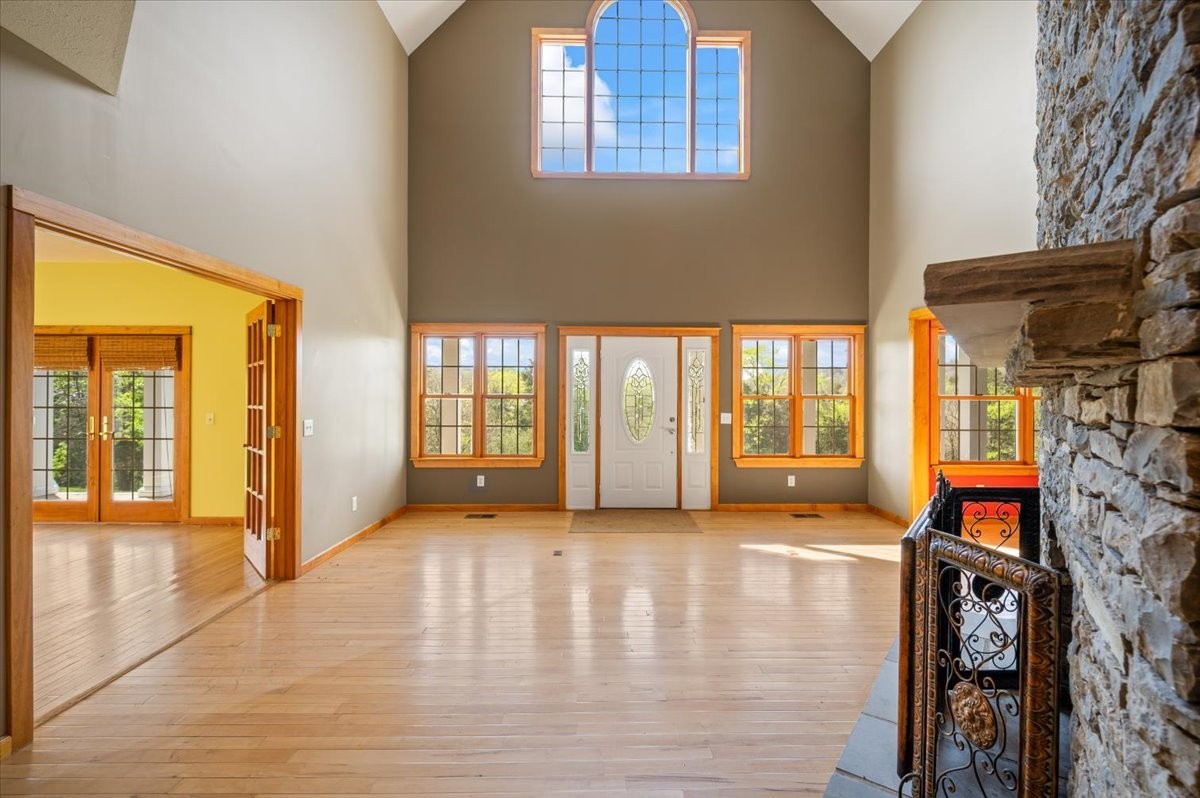 216 Old Wolf Hill Road Bethpage TN 37022