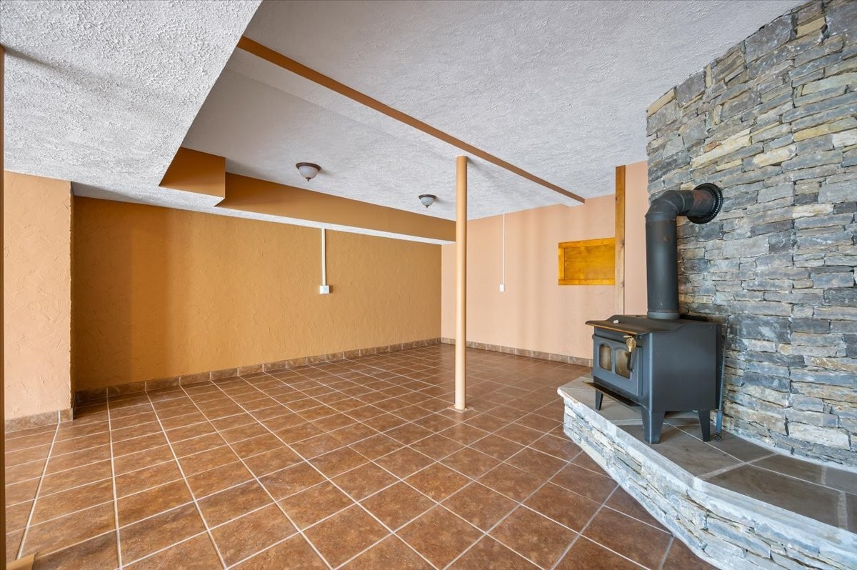 216 Old Wolf Hill Road Bethpage TN 37022