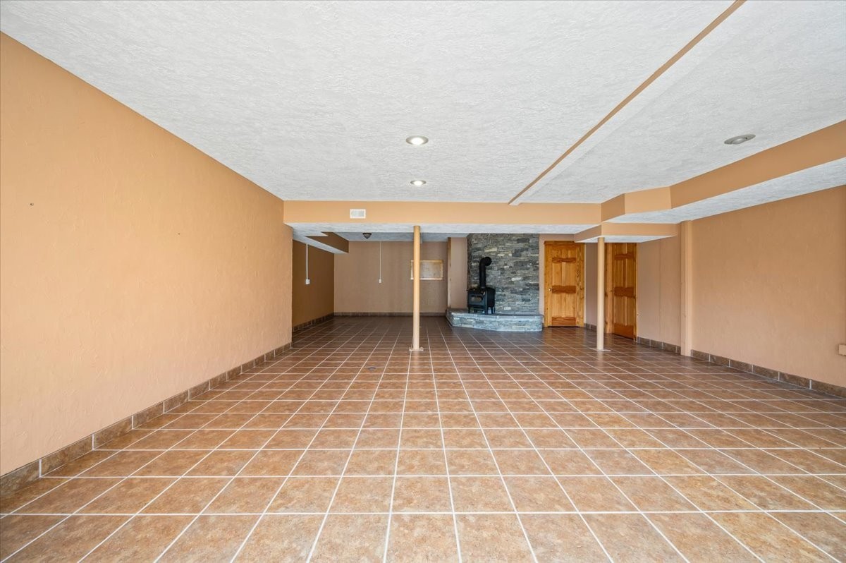 216 Old Wolf Hill Road Bethpage TN 37022