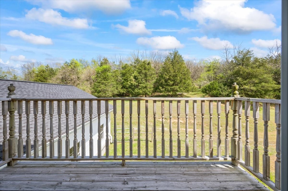 216 Old Wolf Hill Road Bethpage TN 37022