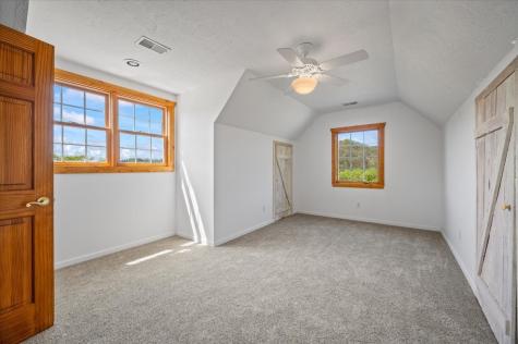 216 Old Wolf Hill Road Bethpage TN 37022