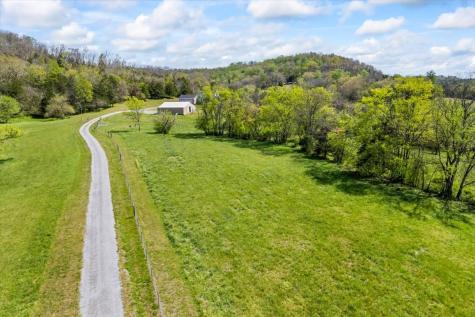 216 Old Wolf Hill Road Bethpage TN 37022