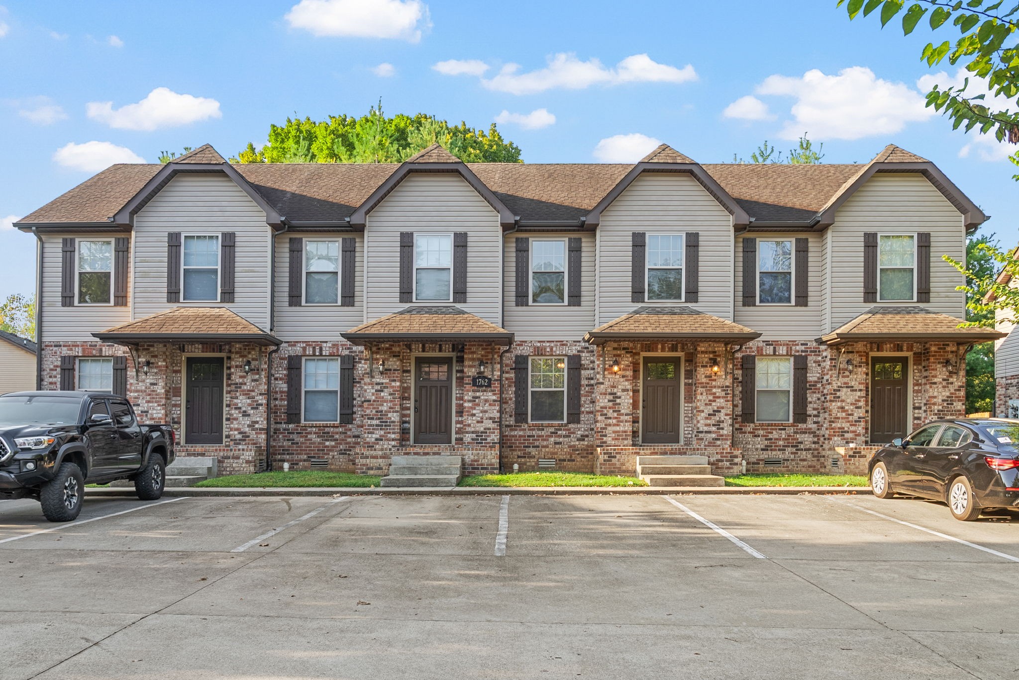 1762 Spring Water Drive Clarksville TN 37040