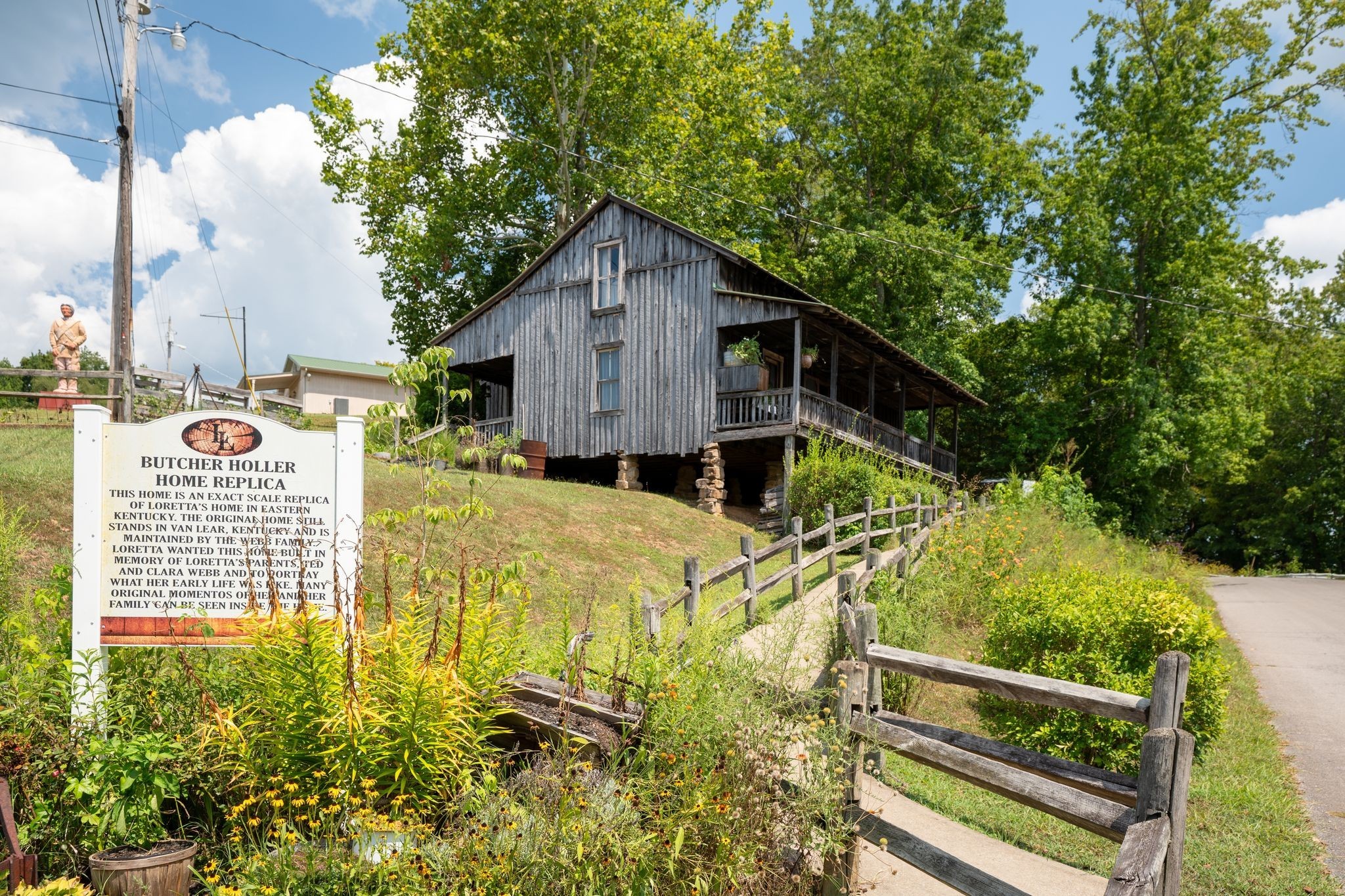 375 Dyer Road Hurricane Mills TN 37078