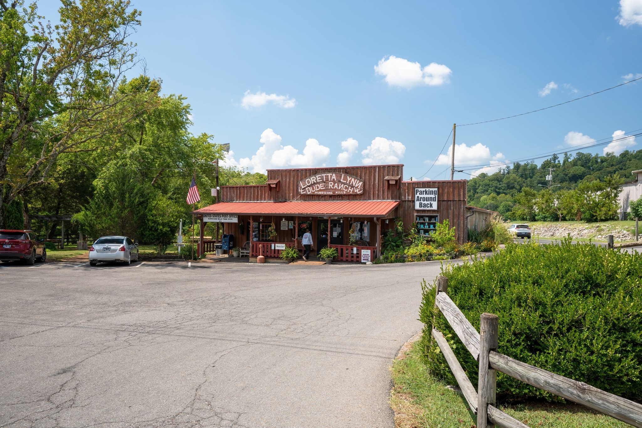 375 Dyer Road Hurricane Mills TN 37078