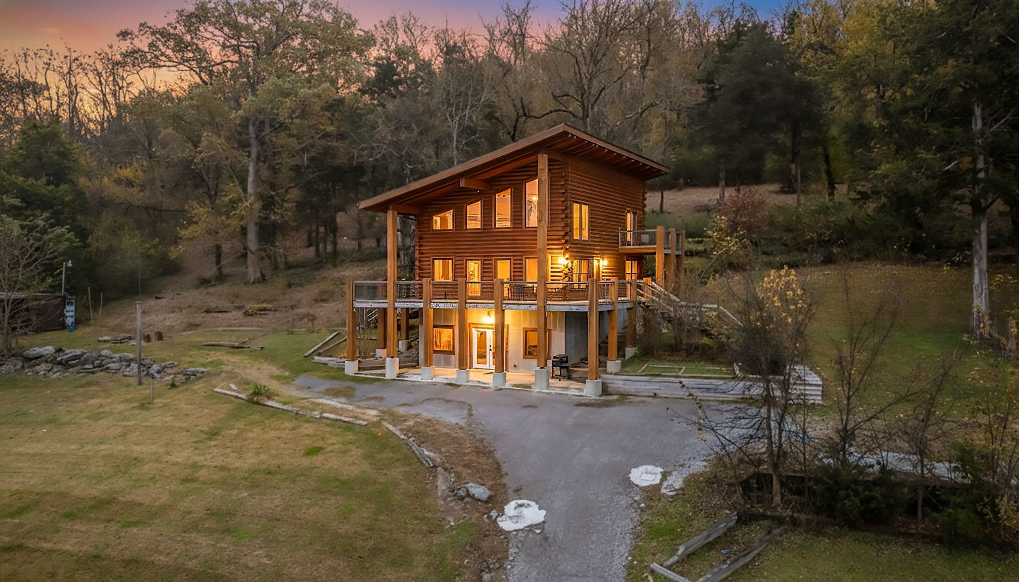 4664 Highway 64, E Wartrace TN 37183