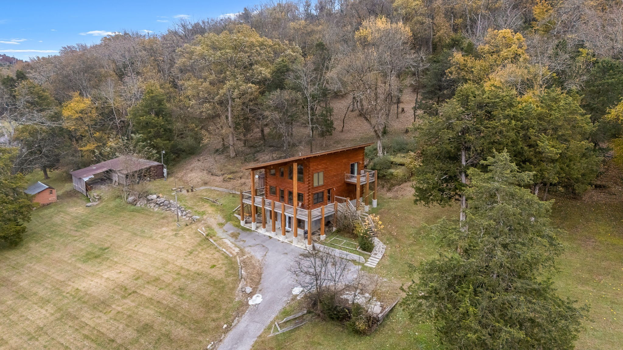 4664 Highway 64, E Wartrace TN 37183