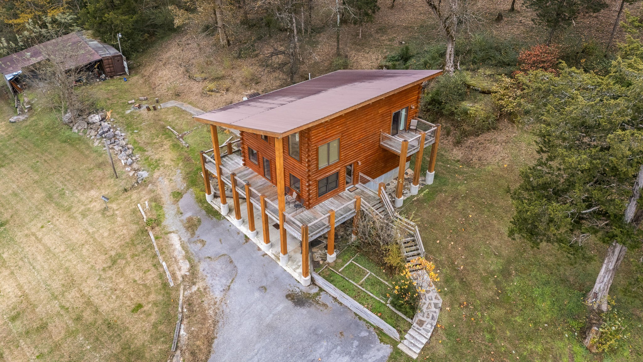 4664 Highway 64, E Wartrace TN 37183