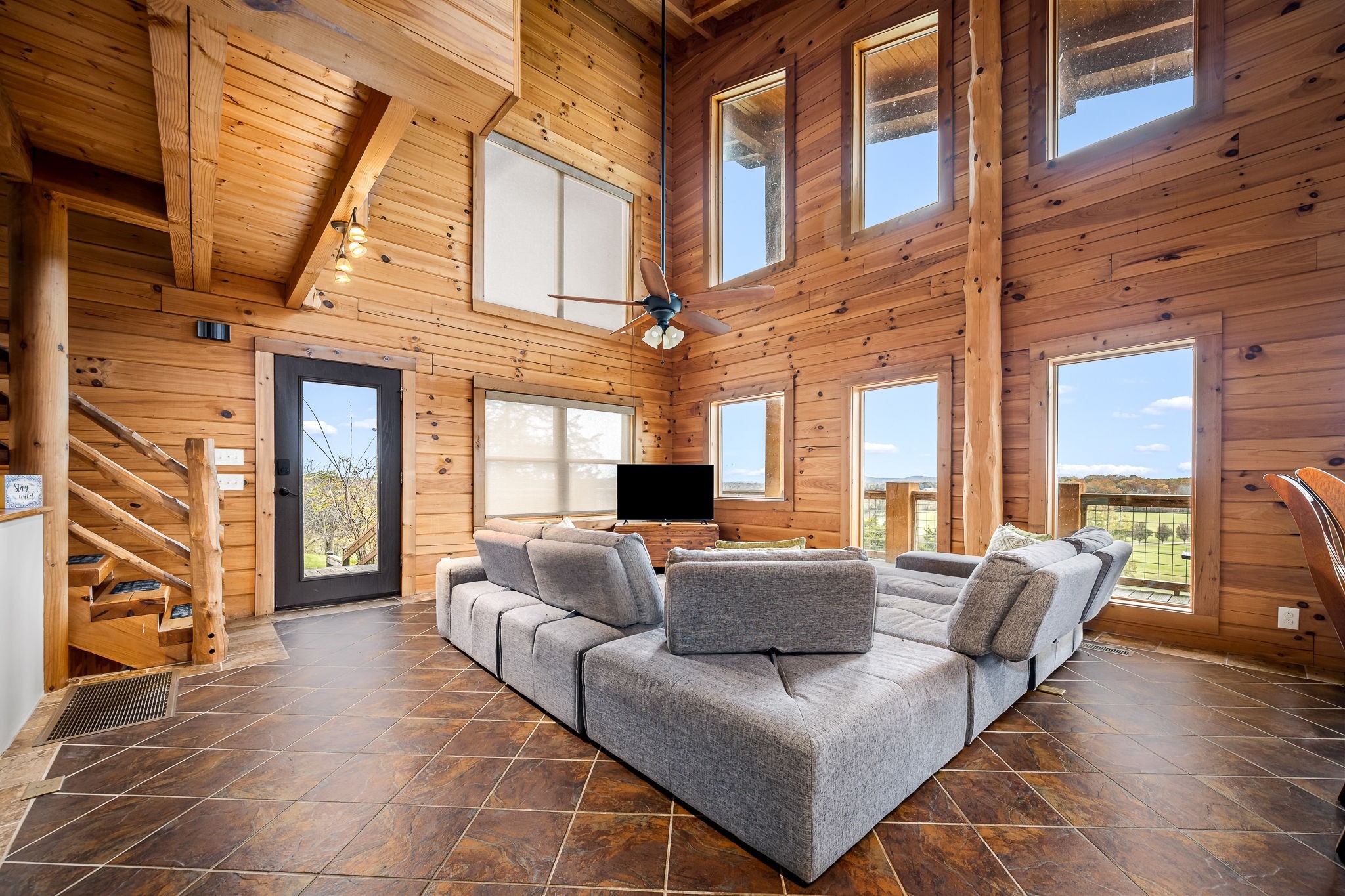 4664 Highway 64, E Wartrace TN 37183