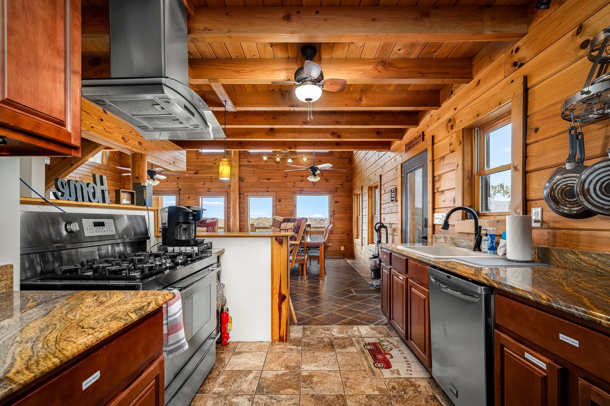 4664 Highway 64, E Wartrace TN 37183