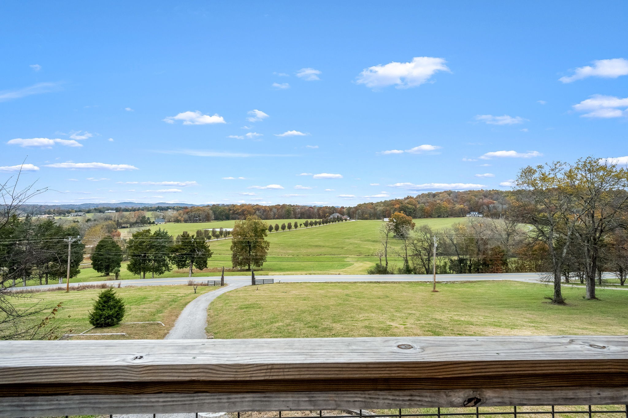 4664 Highway 64, E Wartrace TN 37183