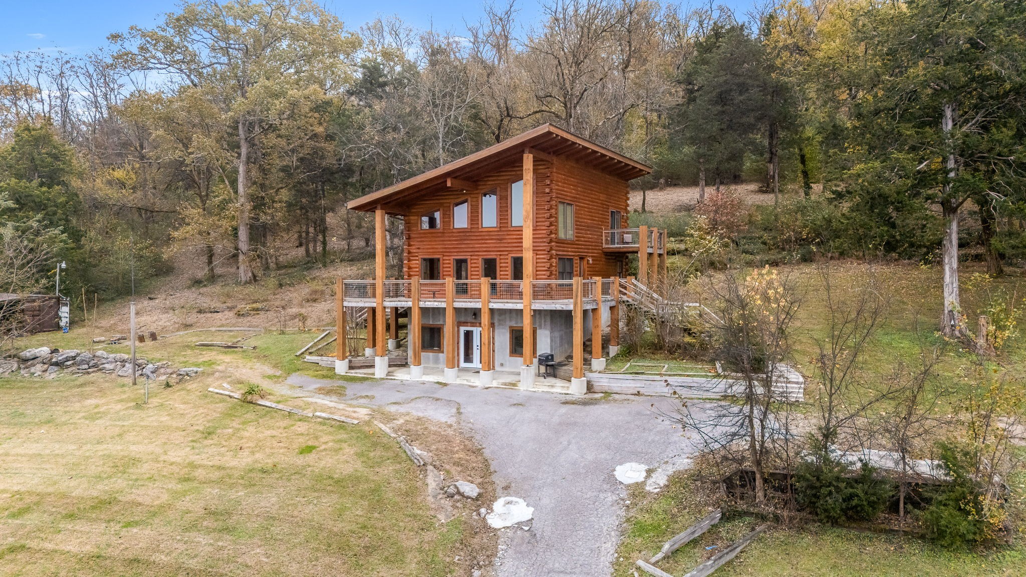 4664 Highway 64, E Wartrace TN 37183