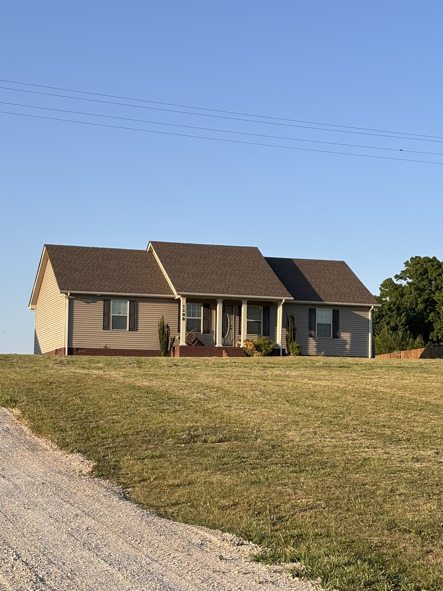 Westmoreland TN, 1288 Mount Olive Road