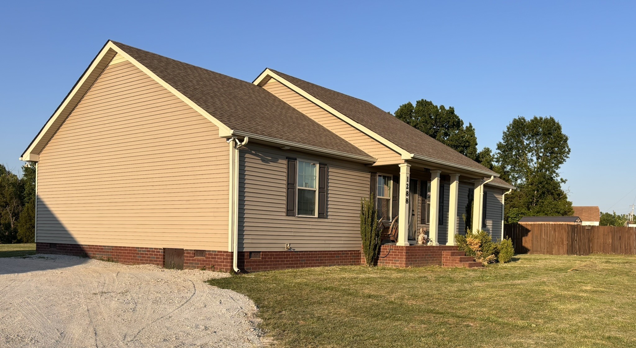 1288 Mount Olive Road Westmoreland TN 37186