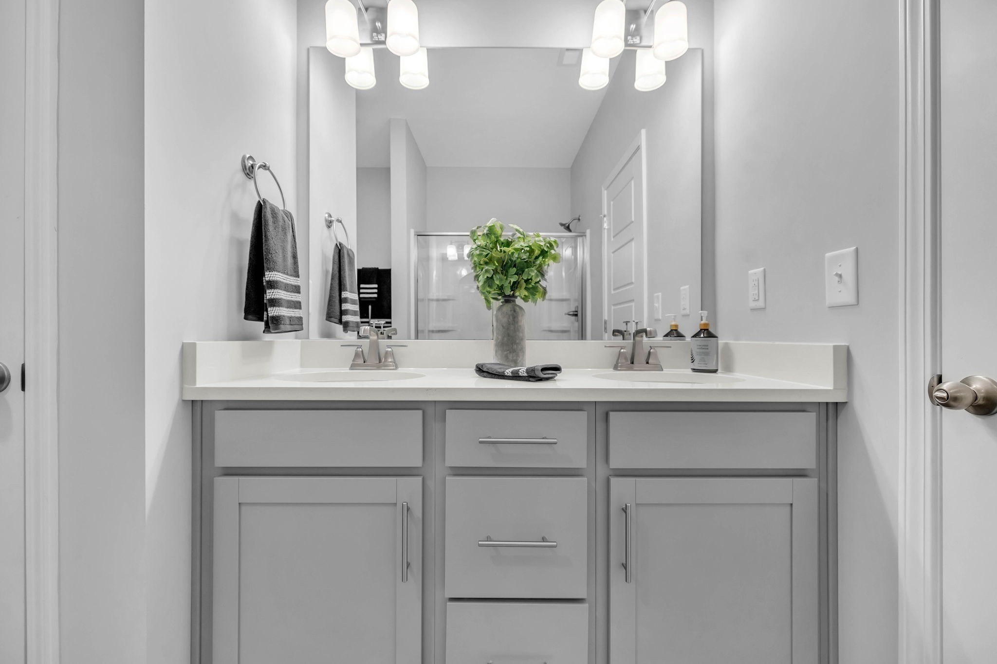 335 Carver Connection Lebanon TN 37087