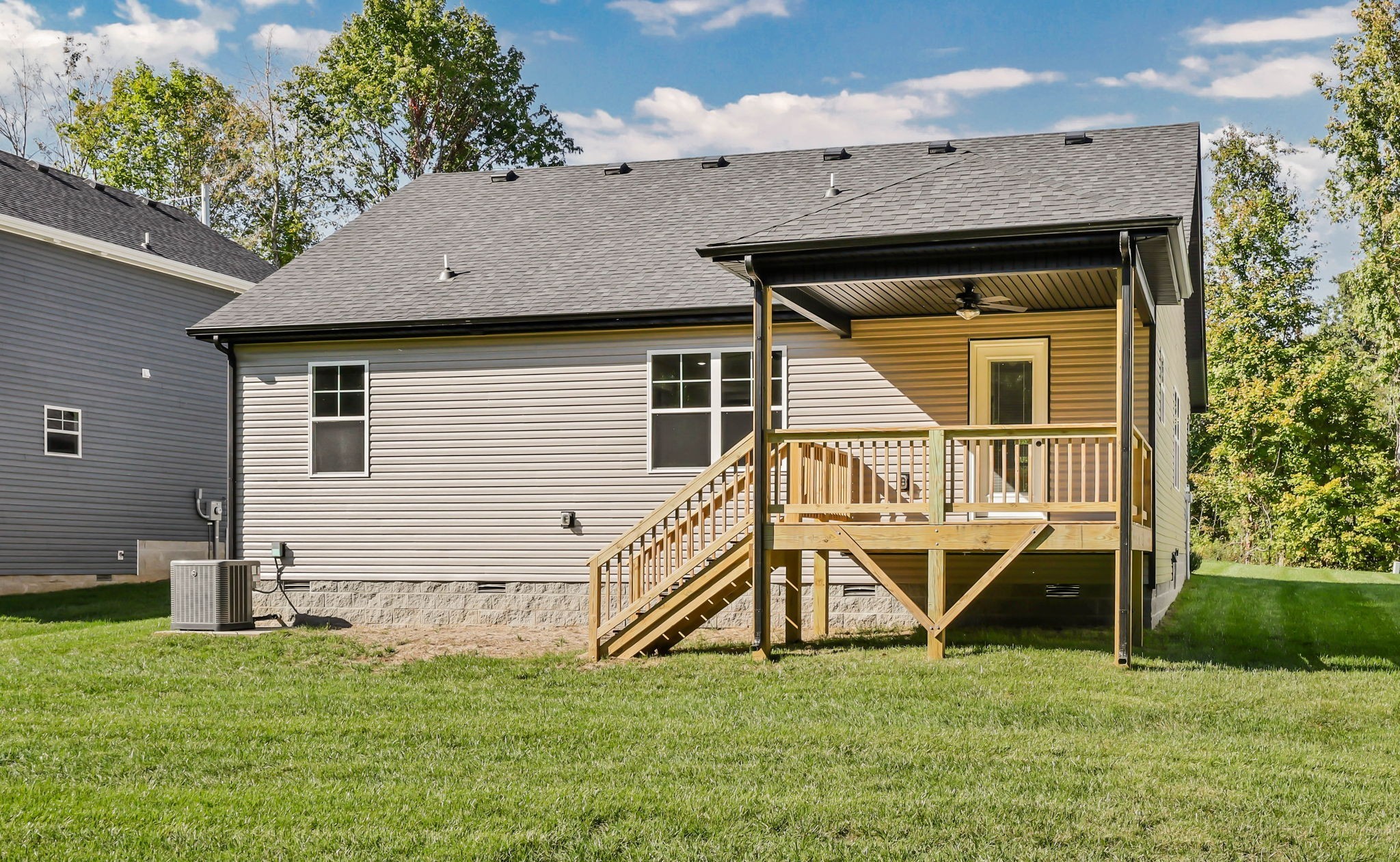 348 Cardinal Creek Clarksville TN 37042