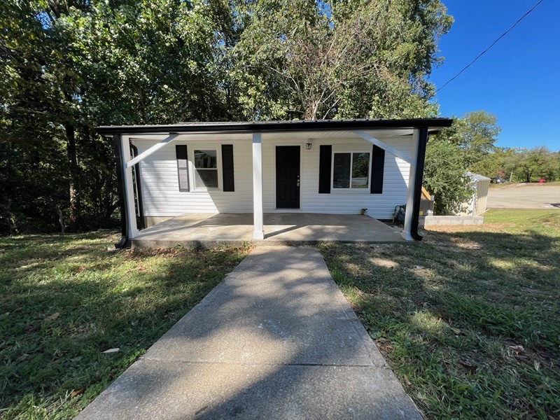 103 Hillcrest Dr, N Carthage TN 37030