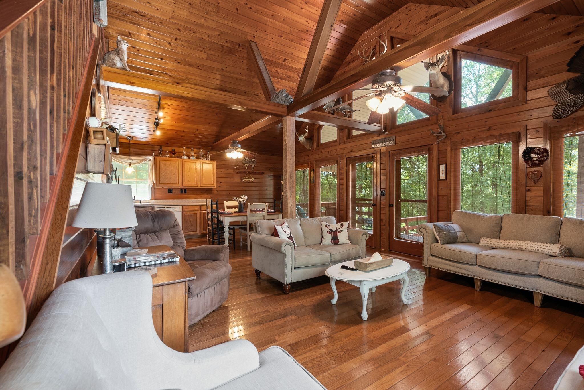 178 Cottage Circle Linden TN 37096