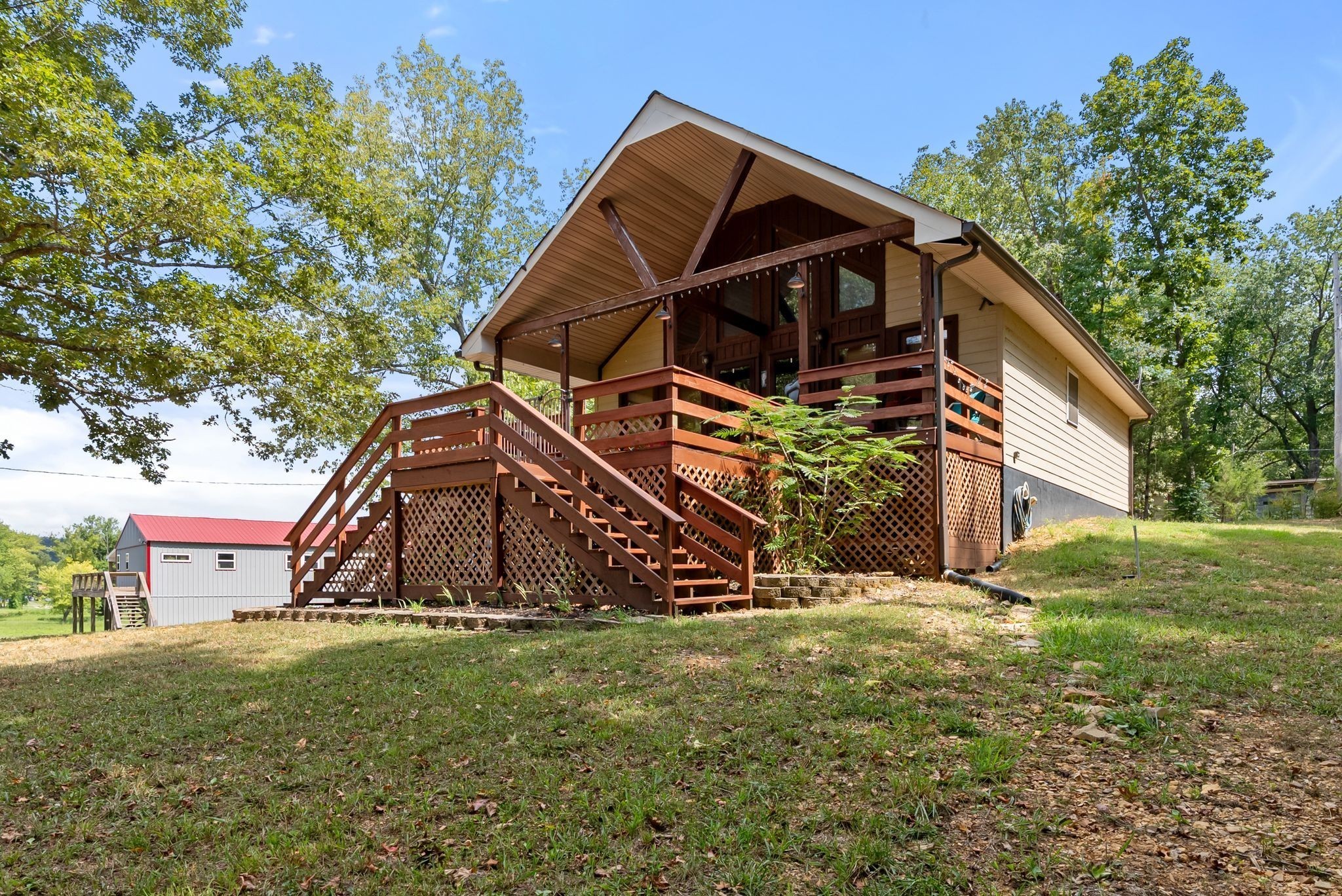 178 Cottage Circle Linden TN 37096