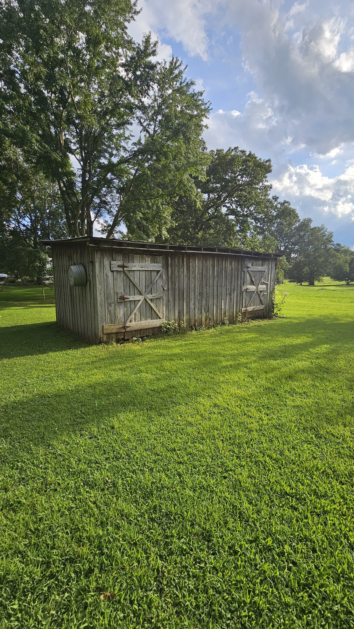 1797 Link Road New Johnsonville TN 37134