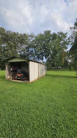 1797 Link Road New Johnsonville TN 37134