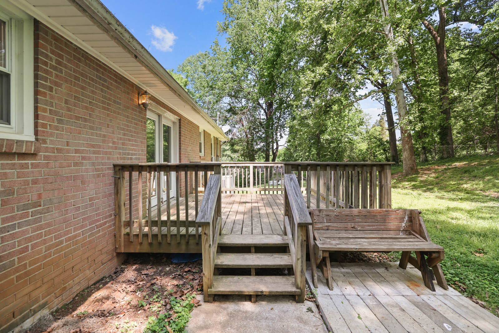 1709 W Elmwood Road Clarksville TN 37040