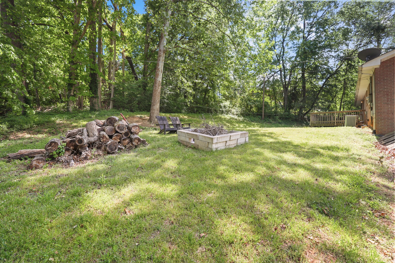 1709 W Elmwood Road Clarksville TN 37040