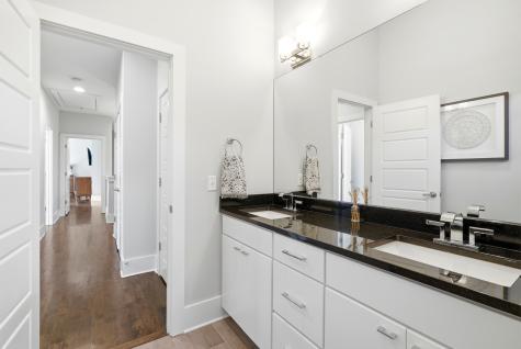 417A 35th Ave, N Nashville TN 37209
