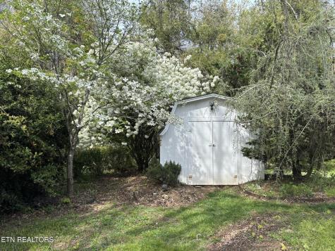 6117 Thorn Grove Pike Knoxville TN 37914