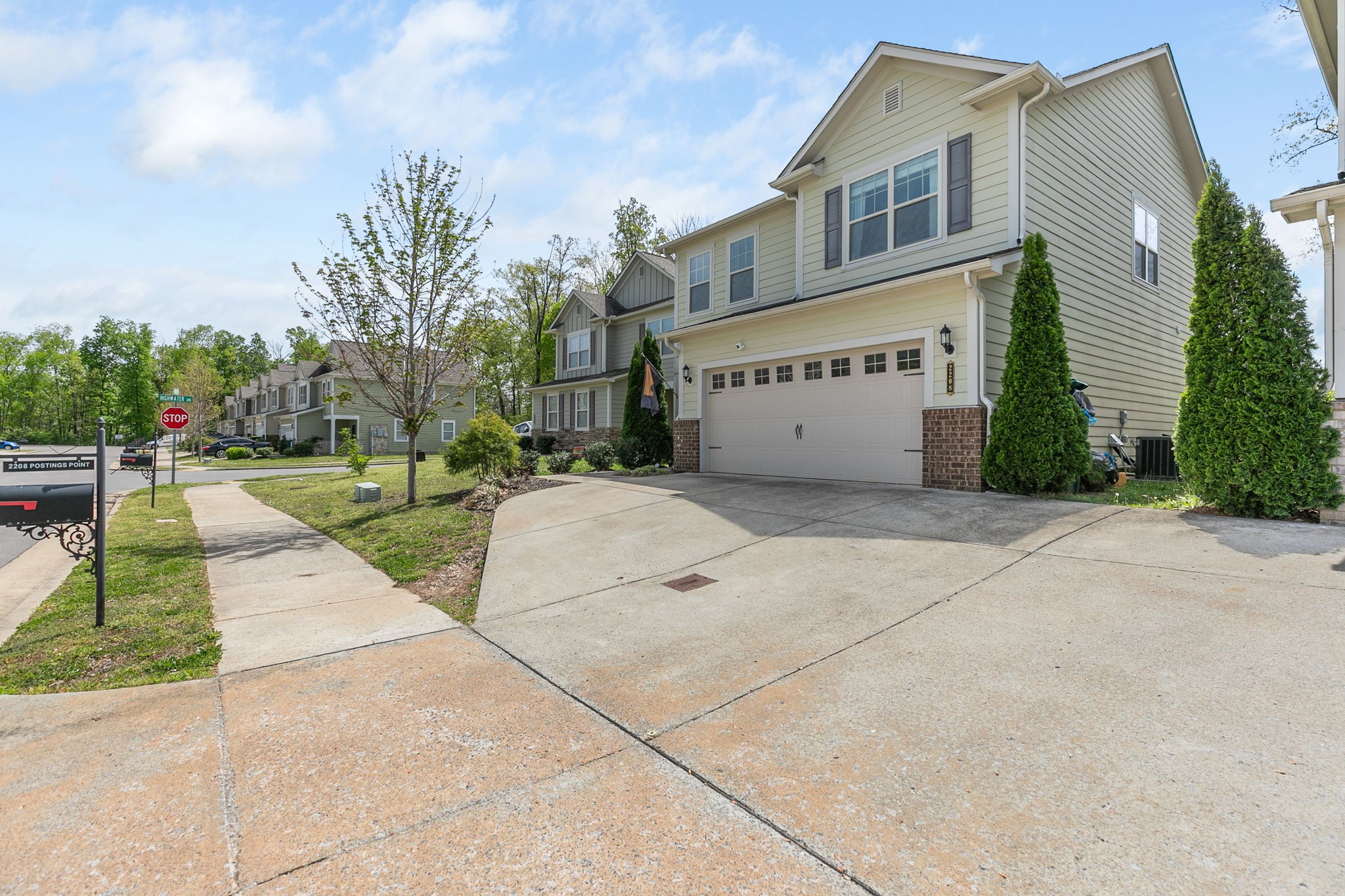 2208 Postings Point Antioch TN 37013