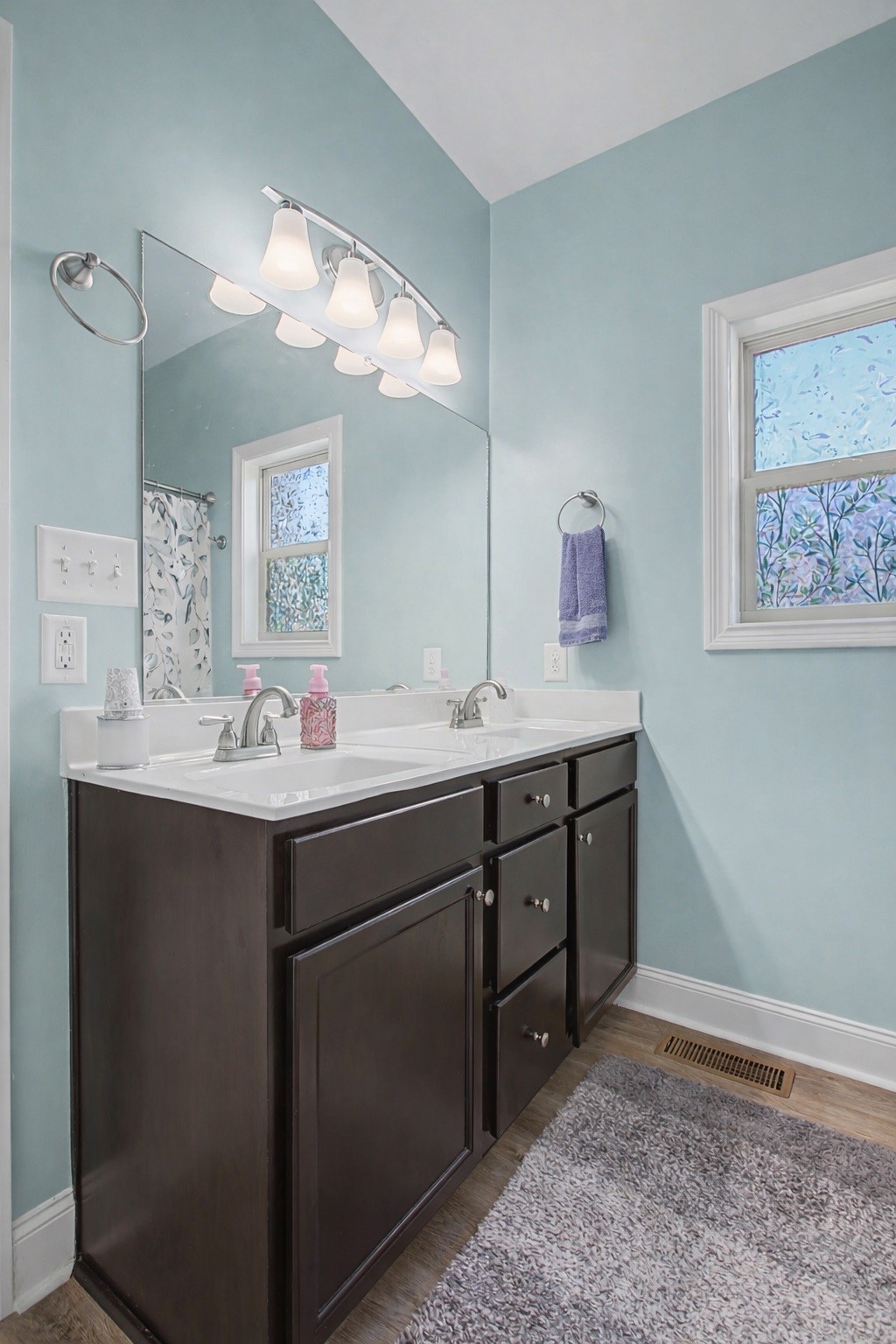 1901 Sheffield Lane Columbia TN 38401
