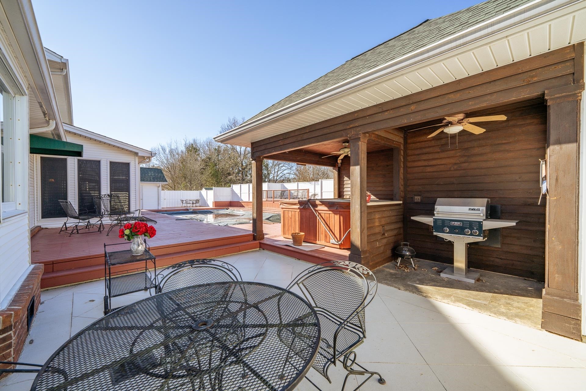 115 Sequoia Place Savannah TN 38372