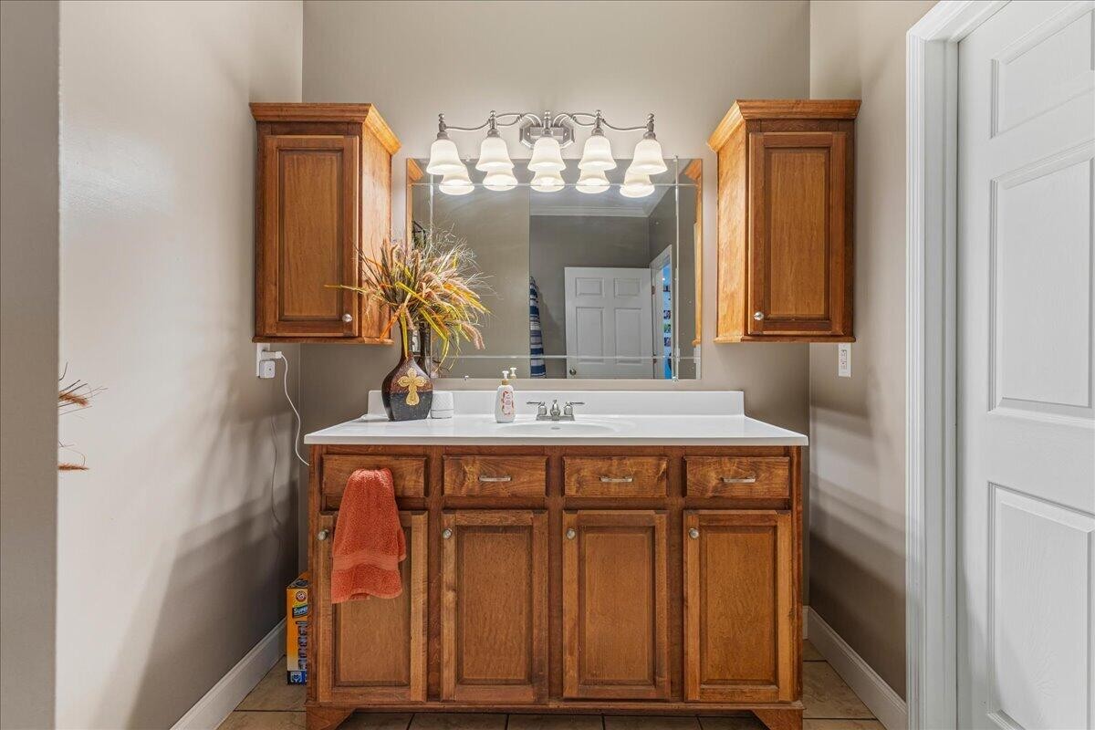 124 County Road 619 Etowah TN 37331