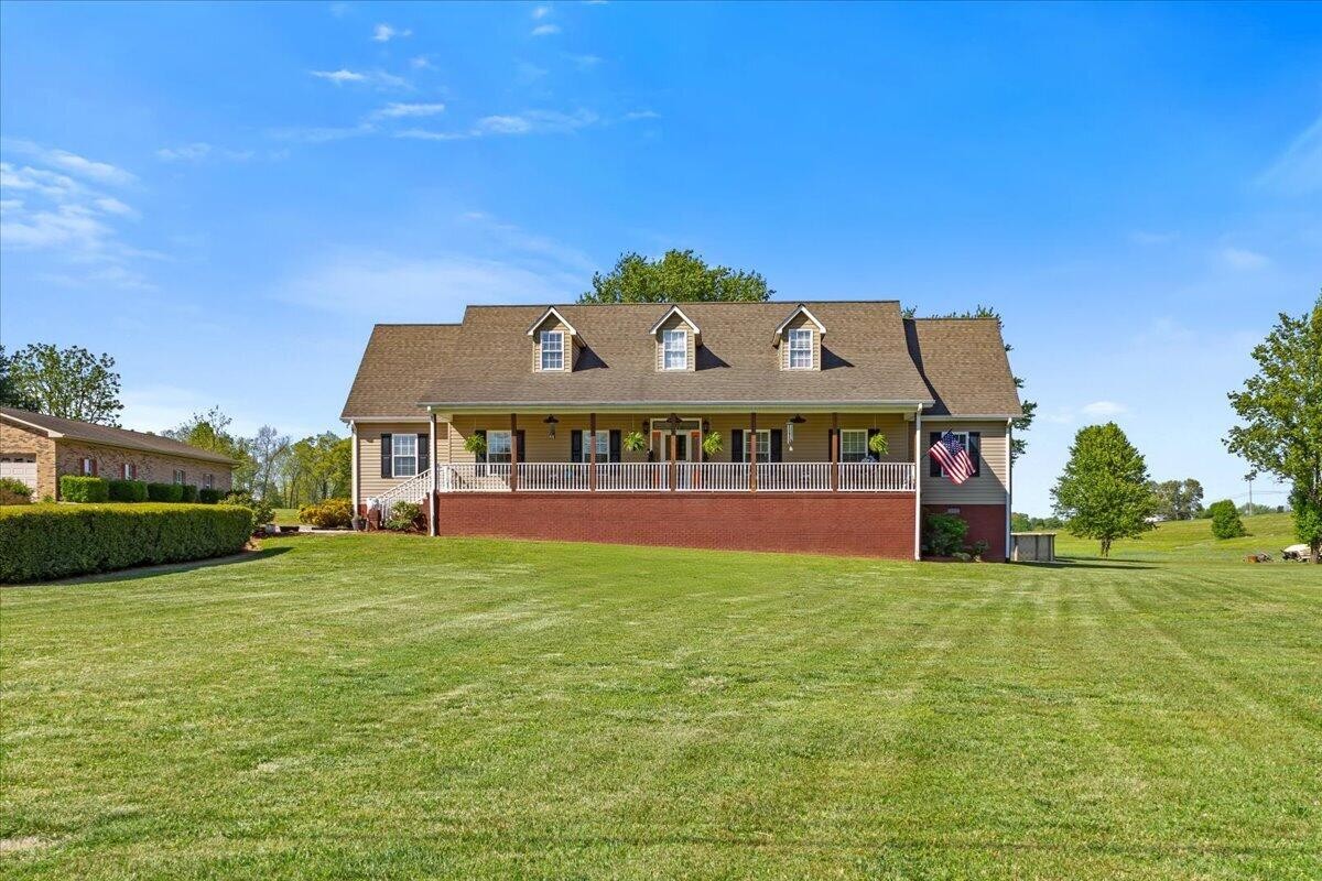 124 County Road 619 Etowah TN 37331