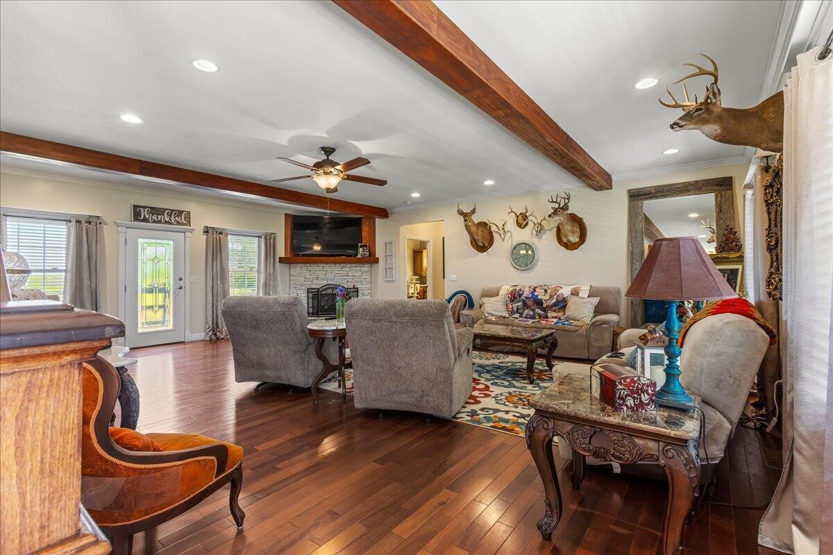 124 County Road 619 Etowah TN 37331