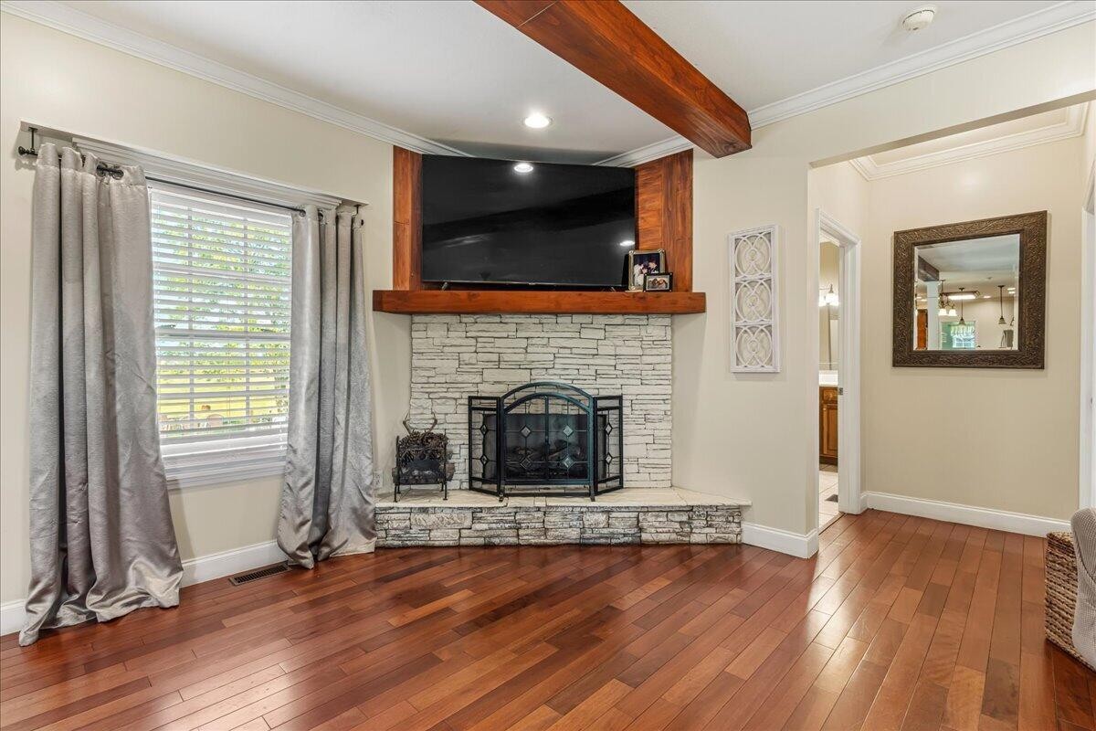 124 County Road 619 Etowah TN 37331
