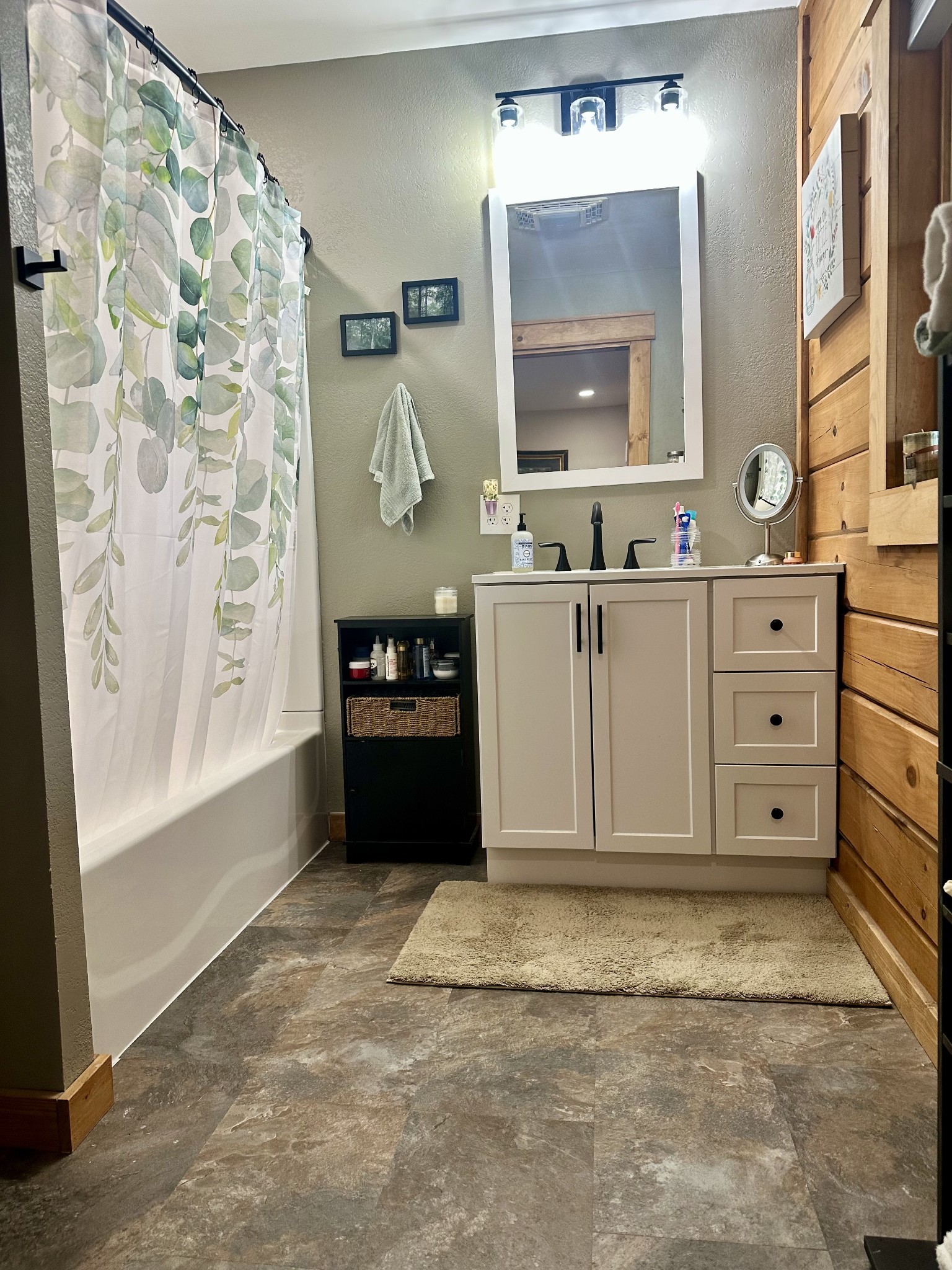 673 Arrowhead Road Moss TN 38575