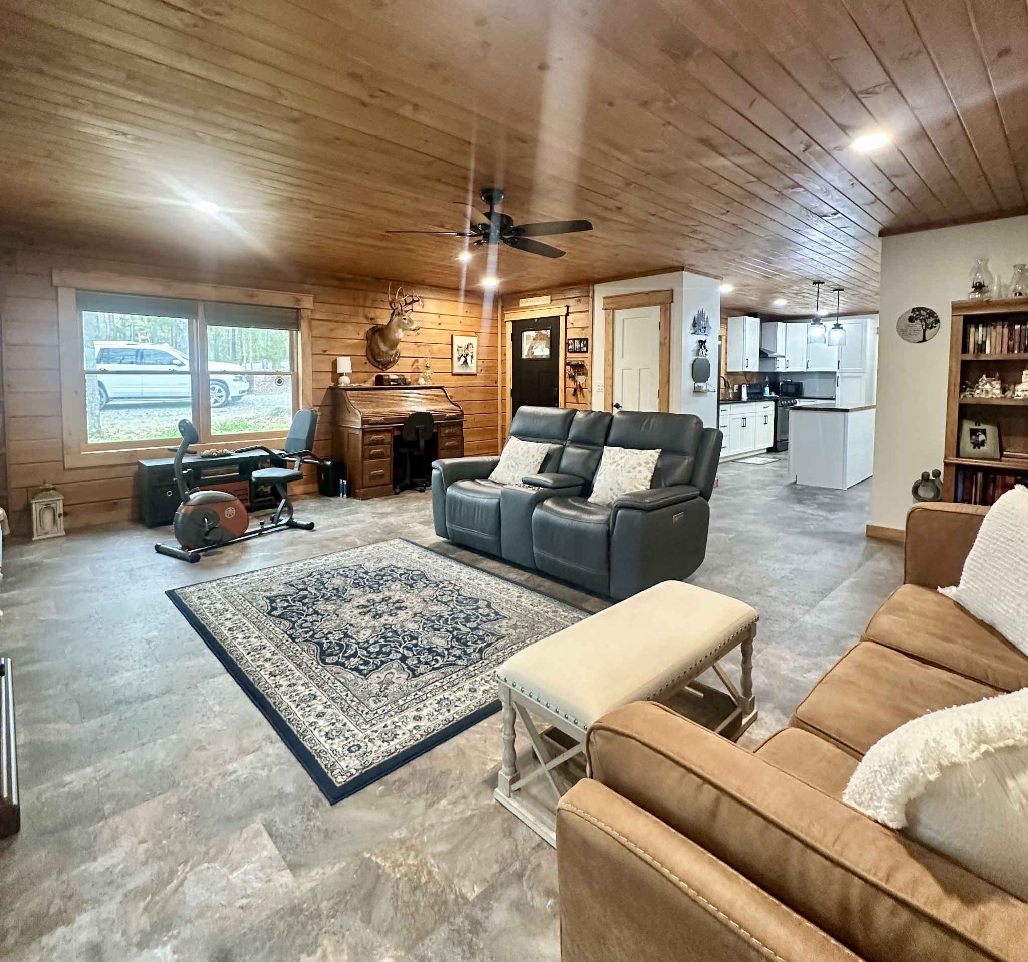 673 Arrowhead Road Moss TN 38575