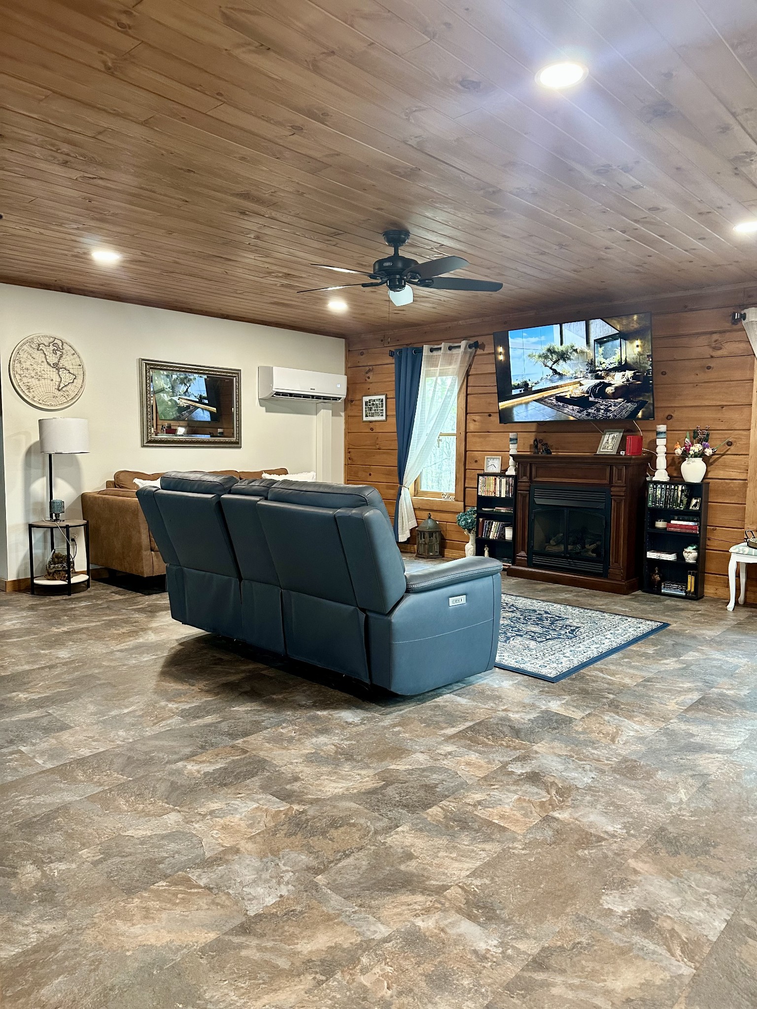 673 Arrowhead Road Moss TN 38575