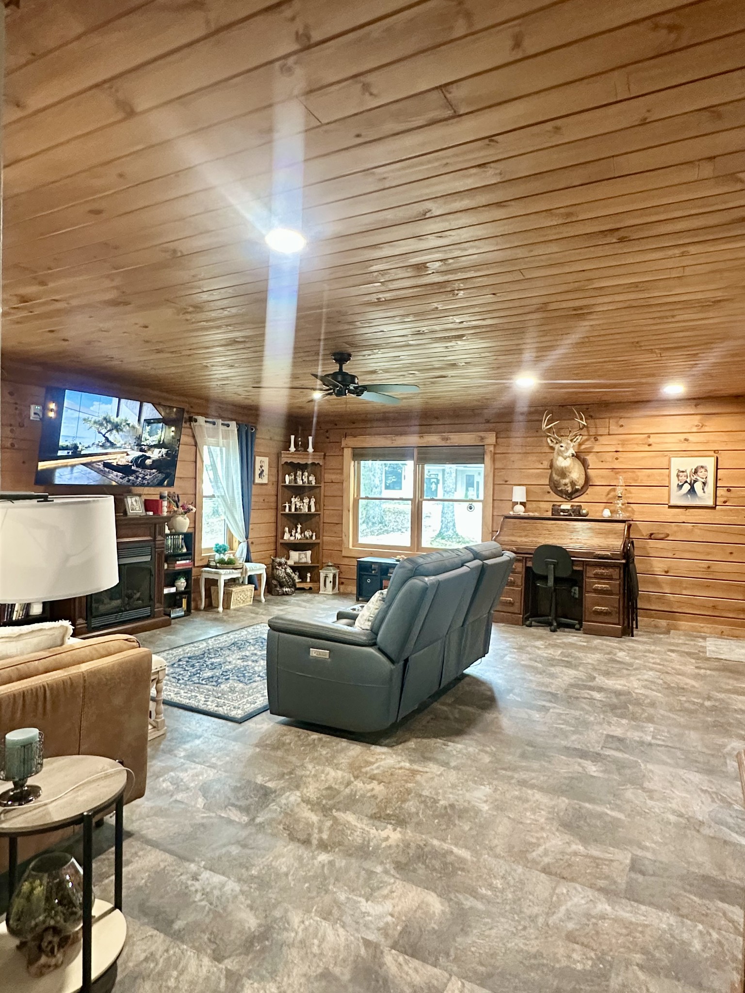673 Arrowhead Road Moss TN 38575