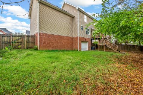 648 Winding Bluff Way Clarksville TN 37040