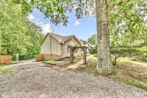 3300 Backridge Road Woodlawn TN 37191