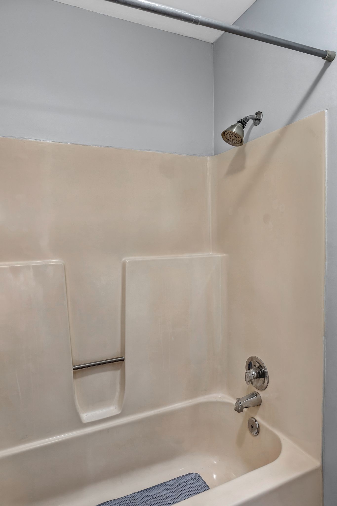3204 W End Circle Nashville TN 37203