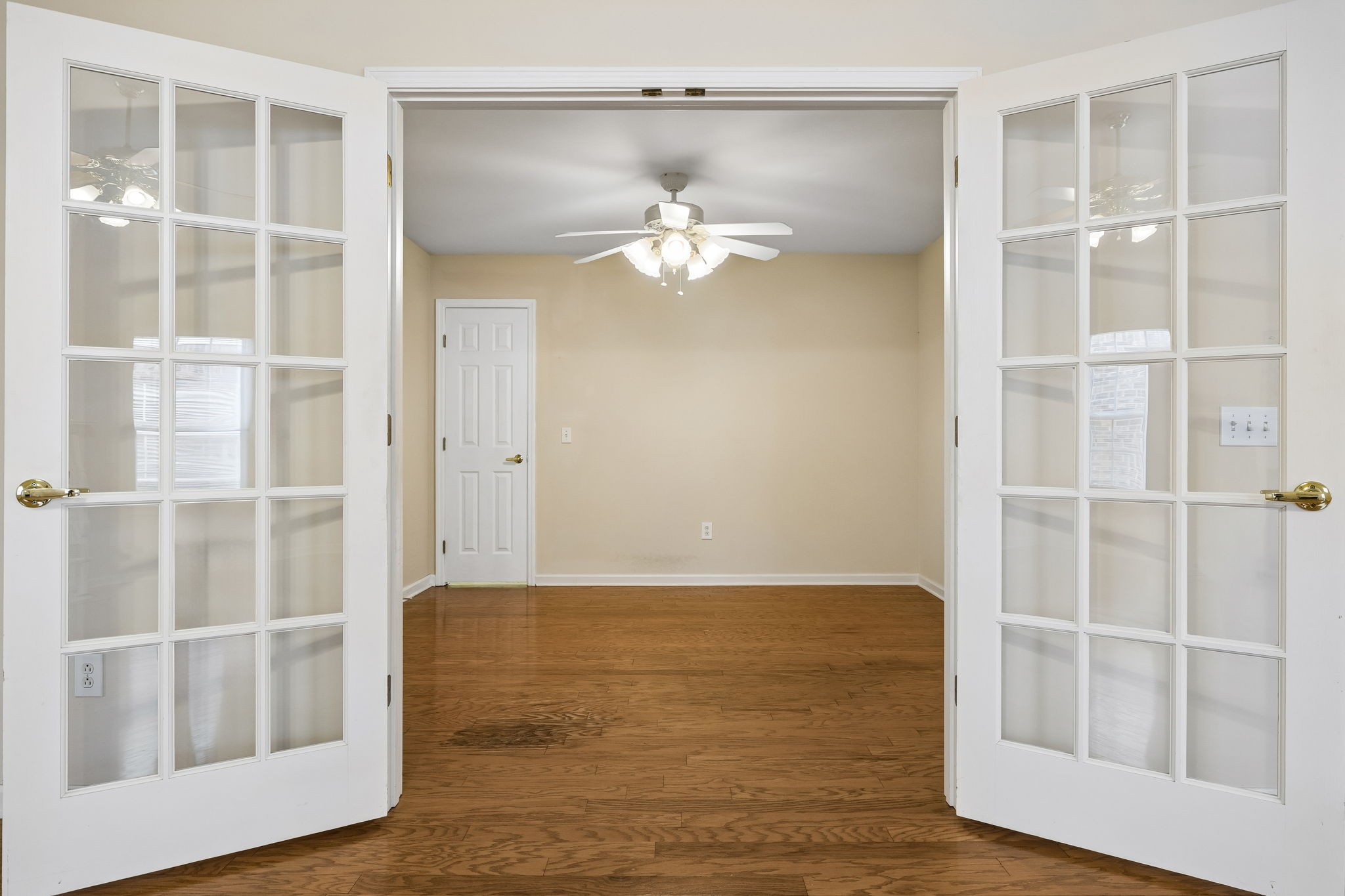 633 Forest Glen Circle Murfreesboro TN 37128