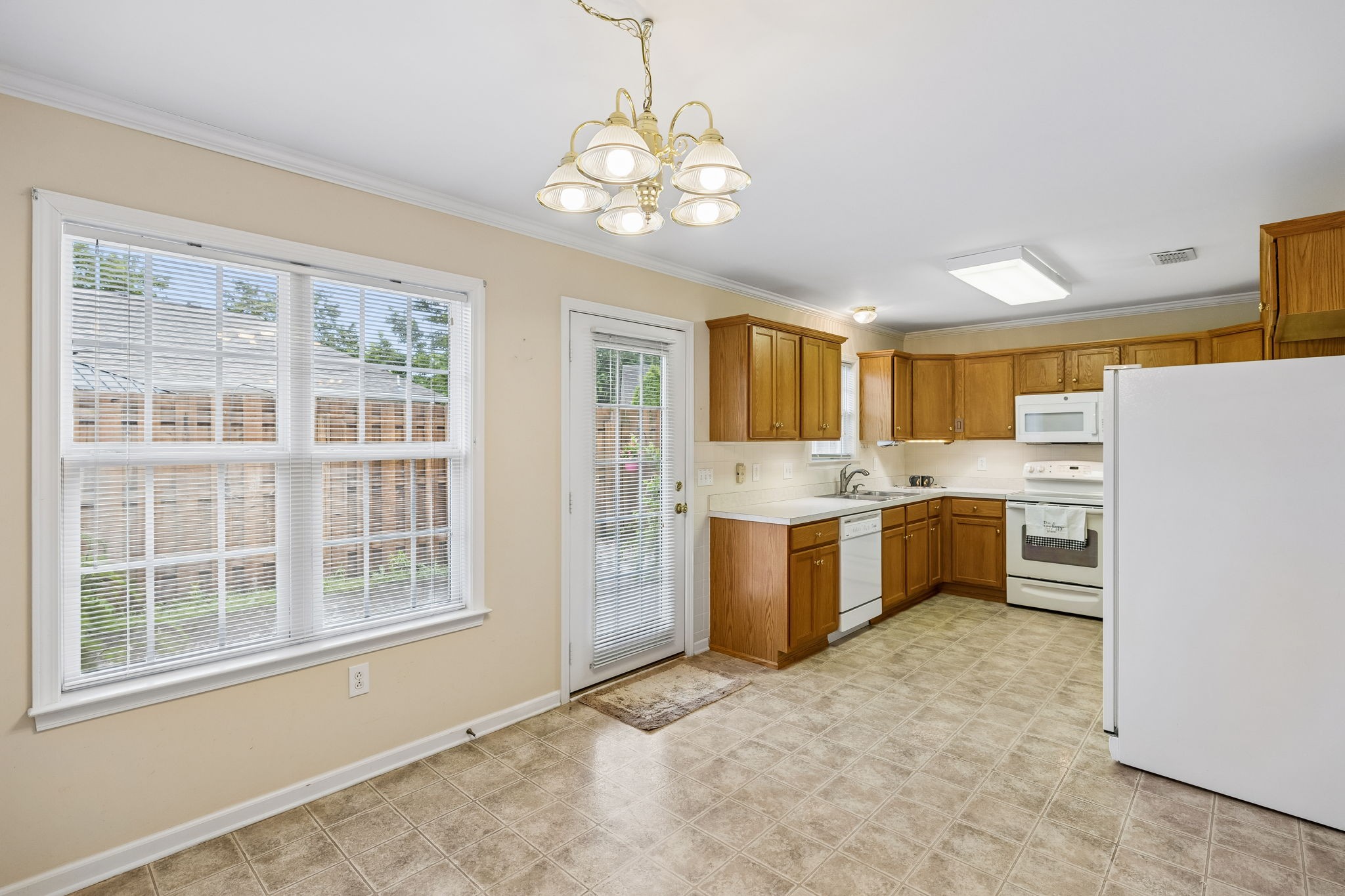 633 Forest Glen Circle Murfreesboro TN 37128