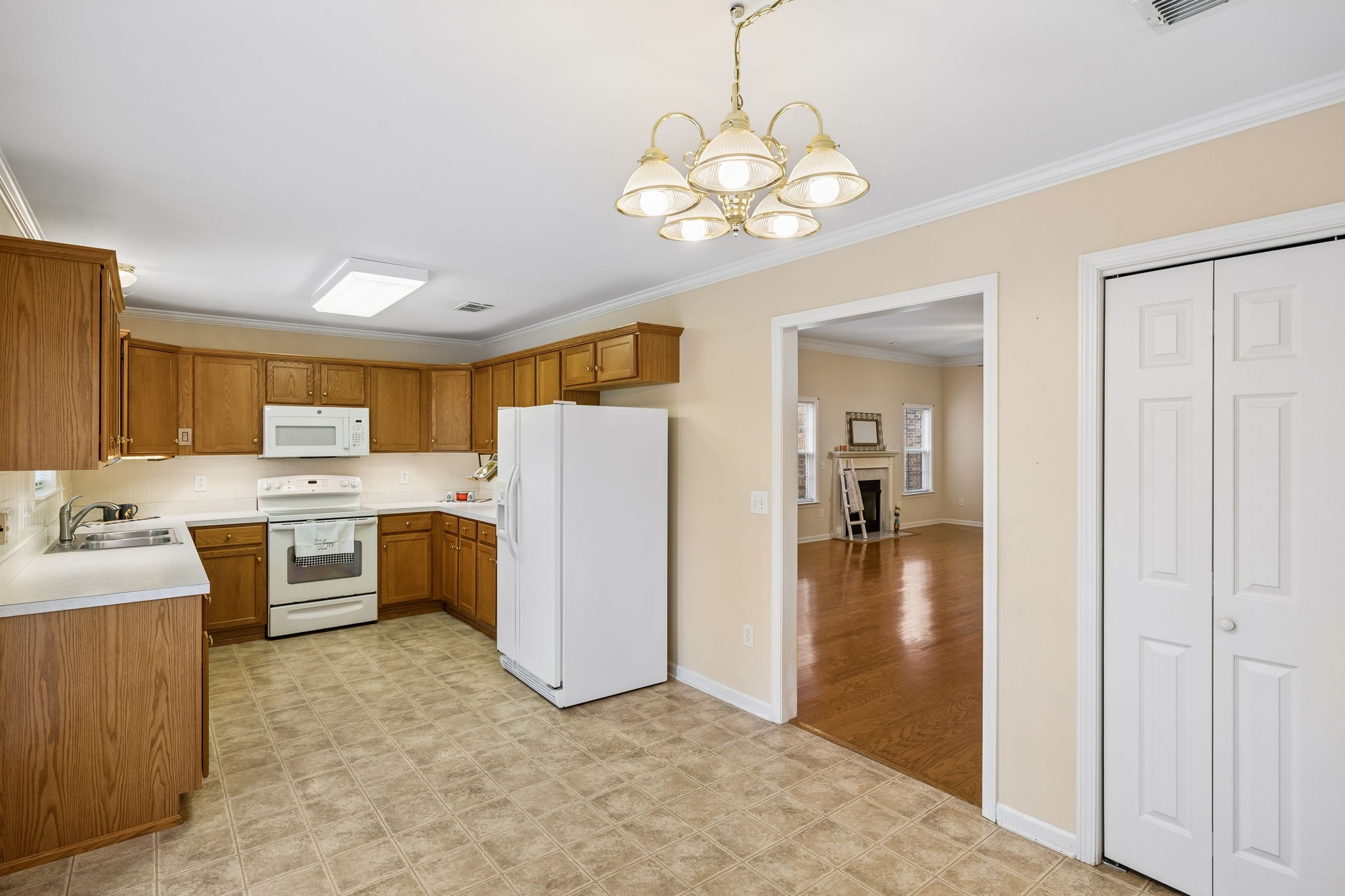 633 Forest Glen Circle Murfreesboro TN 37128