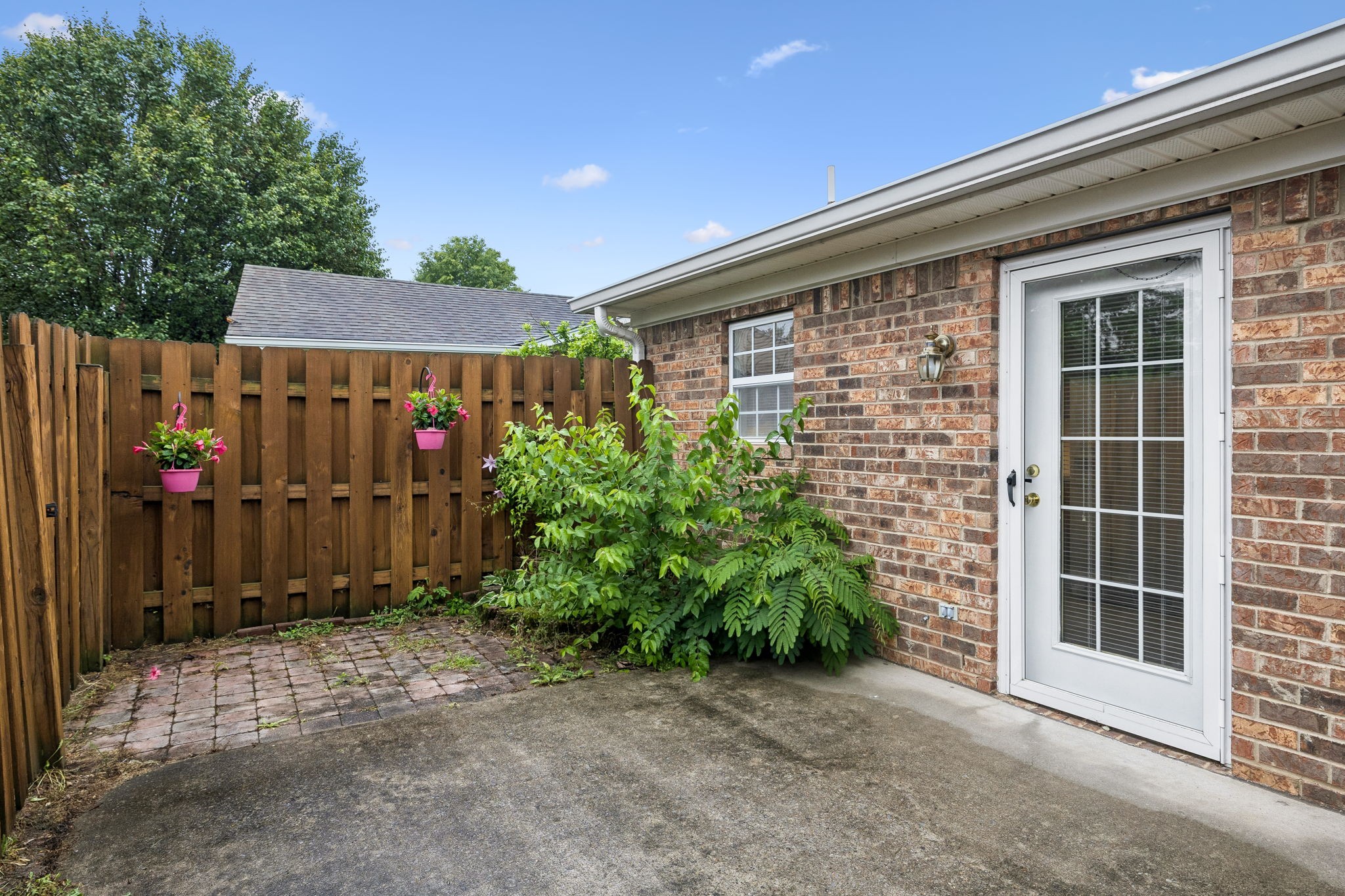 633 Forest Glen Circle Murfreesboro TN 37128