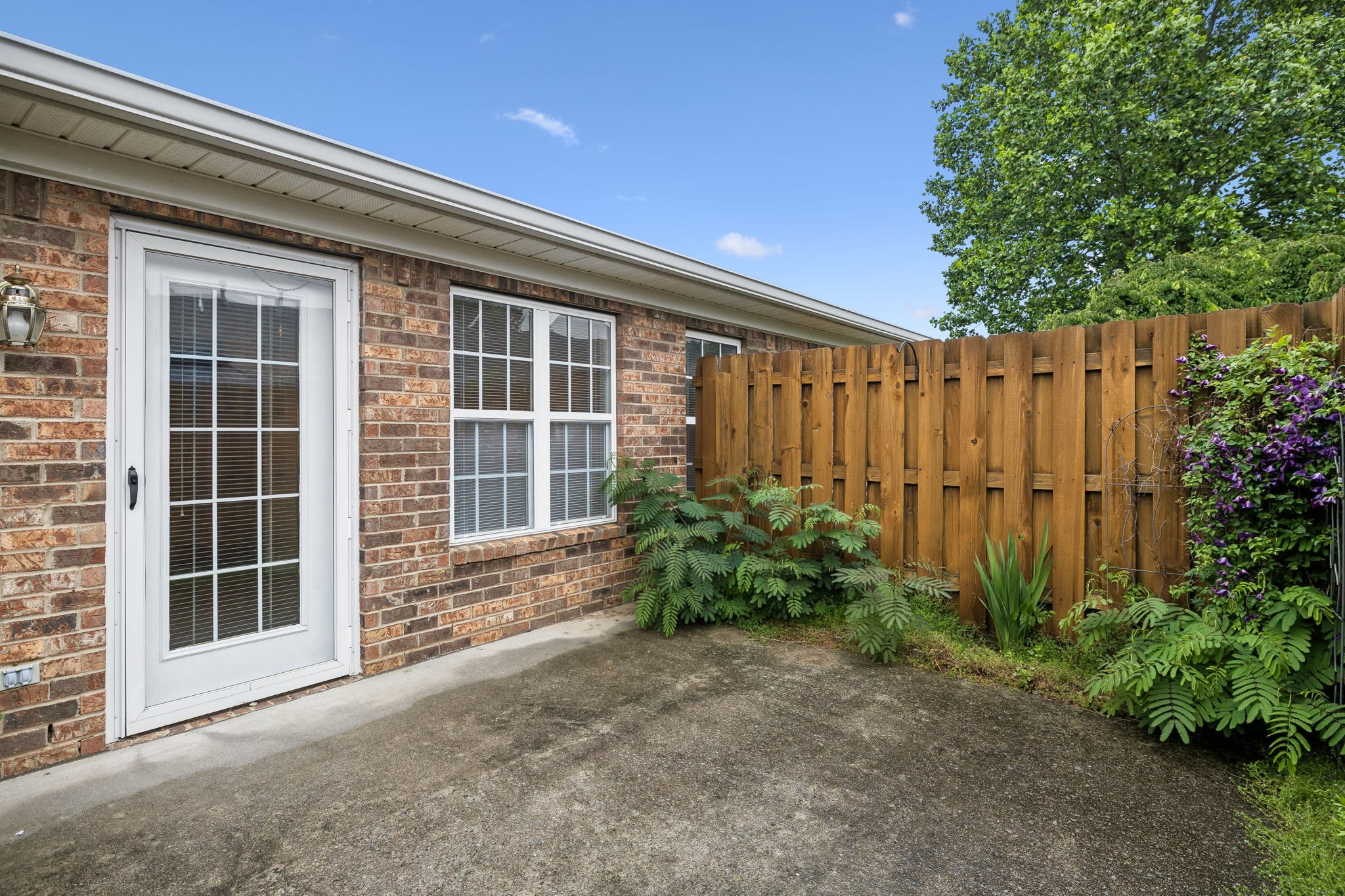 633 Forest Glen Circle Murfreesboro TN 37128