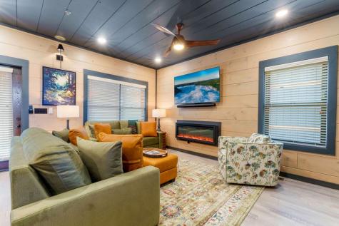 625 Summer Valley Way Sevierville TN 37862